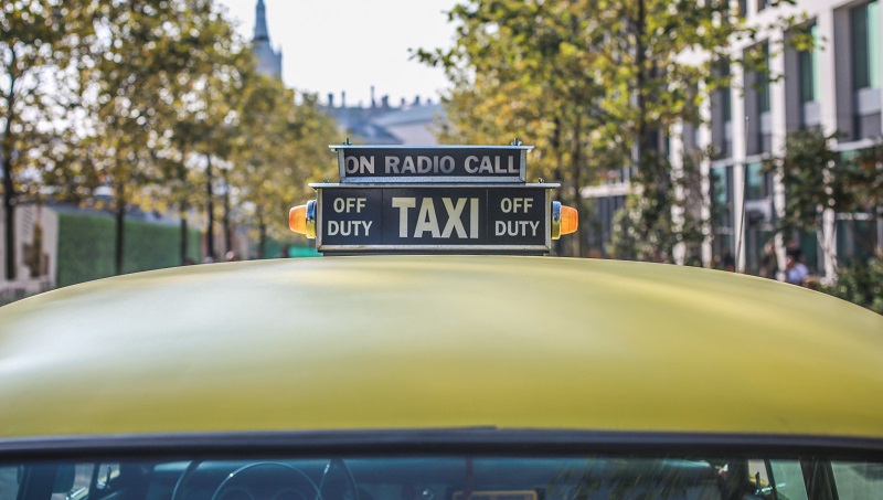 【自動運転のタクシー】はいつ乗れる？～実用化の目途